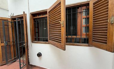 DEPARTAMENTO 2 DORMITORIOS CENTRO C/ PATIO INTERNO