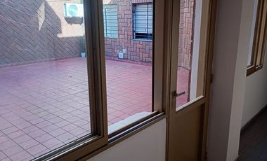 REMAX ALQUILA MONOAMBINETE 26 MTS2