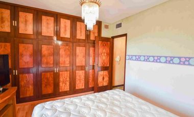 Casa en venta La Plata con pileta, parque