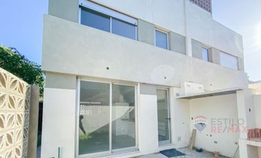 En Venta Dúplex 2 dormi, cochera  a estrenar.