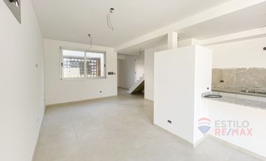 En Venta Dúplex 2 dormi, cochera  a estrenar.