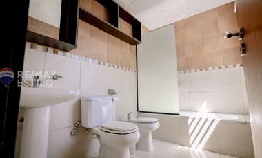 Venta 2 casas en block, 5 dormit 4 baños Ringuelet