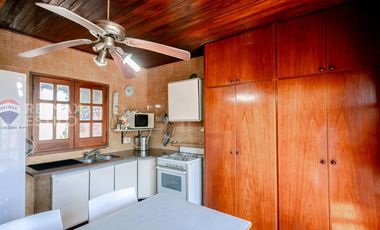 Venta 2 casas en block, 5 dormit 4 baños Ringuelet