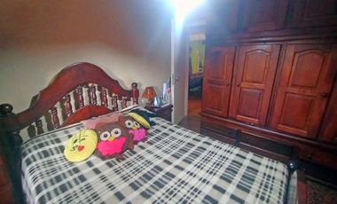 VENTA CASA DOS DORMITORIOS, PILETA Y QUINCHO