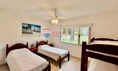 CASA VENTA EN COSTA ESMERALDA SENDEROS UNO