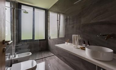 CASA 7 AMBIENTES EN VENTA EN CHACRAS DE LA RESERVA