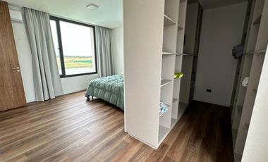 CASA 7 AMBIENTES EN VENTA EN CHACRAS DE LA RESERVA