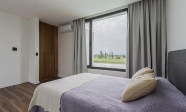 CASA 7 AMBIENTES EN VENTA EN CHACRAS DE LA RESERVA