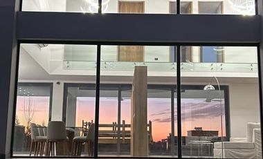 CASA 7 AMBIENTES EN VENTA EN CHACRAS DE LA RESERVA