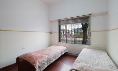 Venta PH  4 ambientes Lanús con Terraza Propia