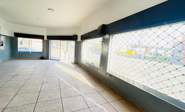 Venta de depto. y local en Jauregui. Lujan