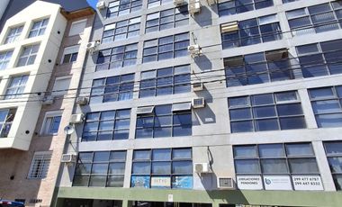 VENTA DOS OFICINAS Y COCHERAS EN NEUQUEN