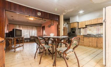 PH 3 AMB C/2 PATIOS Y TERRAZA + DEPTO A RECICLAR