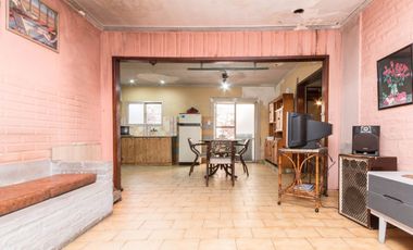 PH 3 AMB C/2 PATIOS Y TERRAZA + DEPTO A RECICLAR