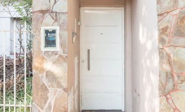 PH 3 AMB C/2 PATIOS Y TERRAZA + DEPTO A RECICLAR