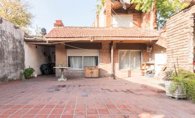 PH 3 AMB C/2 PATIOS Y TERRAZA + DEPTO A RECICLAR