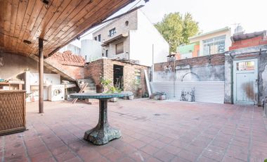 PH 3 AMB C/2 PATIOS Y TERRAZA + DEPTO A RECICLAR