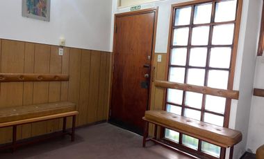 CONSULTORIO EN VENTA-AVELLANEDA CENTRO-77M2