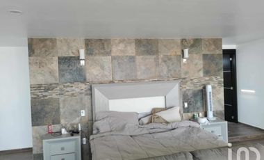 Casa de campo en venta en La Palma con vista al LAGO, a solo 18 minutos de Morelia