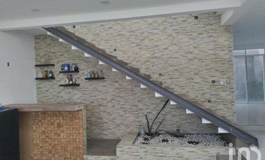 Casa de campo en venta en La Palma con vista al LAGO, a solo 18 minutos de Morelia