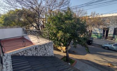 Venta ph tipo casa 3 ambientes Mataderos