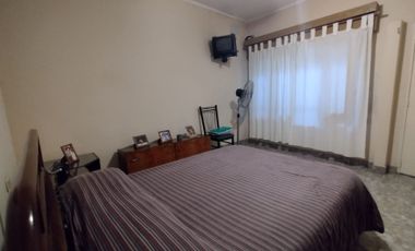 Venta ph tipo casa 3 ambientes Mataderos