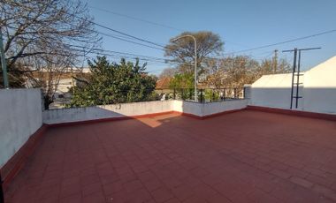Venta ph tipo casa 3 ambientes Mataderos