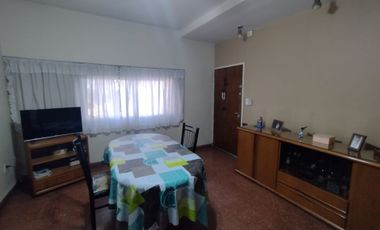 Venta ph tipo casa 3 ambientes Mataderos