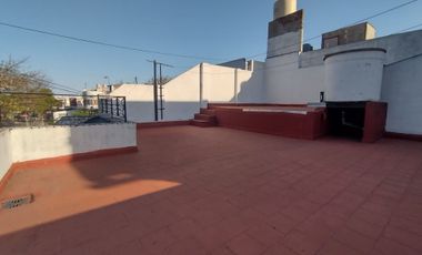 Venta ph tipo casa 3 ambientes Mataderos
