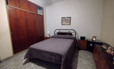 Venta ph tipo casa 3 ambientes Mataderos
