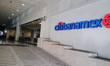 RENTA LOCAL EN GRAND PLAZA TOLUCA