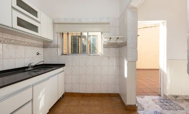 VENTA CASA EN MATADEROS 3 AMB COCHERA - PERMUTA