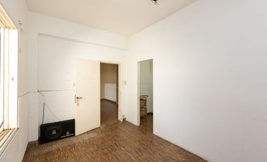 VENTA CASA EN MATADEROS 3 AMB COCHERA - PERMUTA