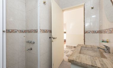 VENTA CASA EN MATADEROS 3 AMB COCHERA - PERMUTA