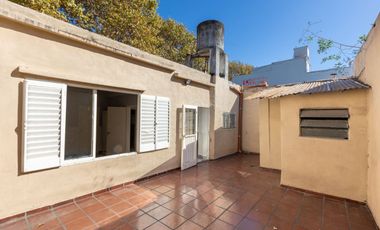 VENTA CASA EN MATADEROS 3 AMB COCHERA - PERMUTA