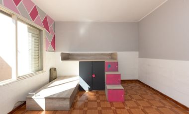 VENTA CASA EN MATADEROS 3 AMB COCHERA - PERMUTA
