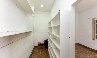 VENTA CASA EN MATADEROS 3 AMB COCHERA - PERMUTA