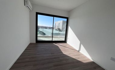 2 AMBIENTES CON HABITACIÓN EN SUITE-FULL AMENITIES