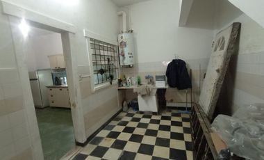 Casa 3 ambientes con garaje
