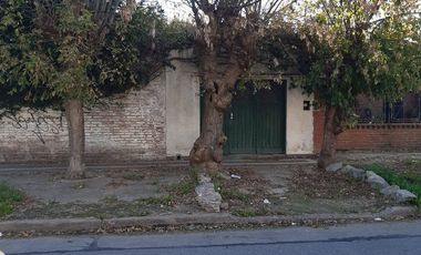 Casa 3 ambientes con garaje
