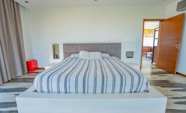 CASA 4 AMBIENTES FONDO A LAGUNA Y PLAYA