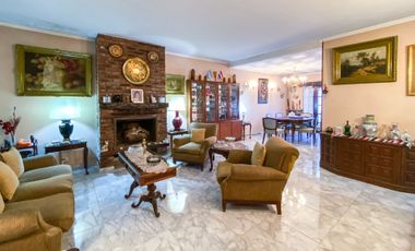 CASA 5 AMB VENTA SAN ISIDRO JARDIN PILETA