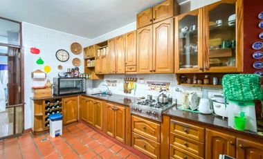 CASA 5 AMB VENTA SAN ISIDRO JARDIN PILETA