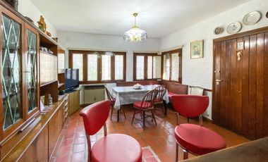 CASA 5 AMB VENTA SAN ISIDRO JARDIN PILETA