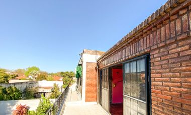 CASA 5 AMB VENTA SAN ISIDRO JARDIN PILETA