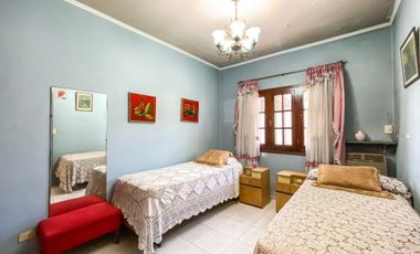 CASA 5 AMB VENTA SAN ISIDRO JARDIN PILETA