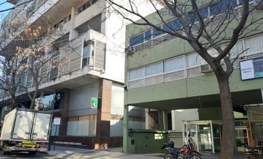 VENTA  COCHERA A LADO DE TRIBUNALES-SAN ISIDRO