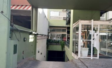 VENTA  COCHERA A LADO DE TRIBUNALES-SAN ISIDRO