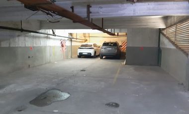 VENTA  COCHERA A LADO DE TRIBUNALES-SAN ISIDRO