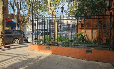 VENTA COCHERA CUBIERTA CENTRO SAN ISIDRO